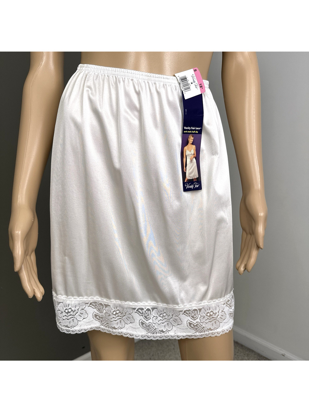 Vintage New NOS Vanity Fair Half Slip Anti-Static White Nylon Size Small 11-125
